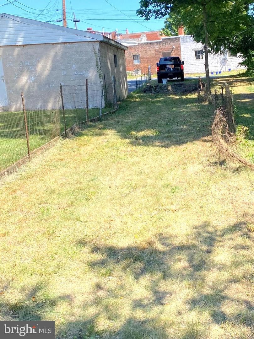230 S Potomac Street photo 22
