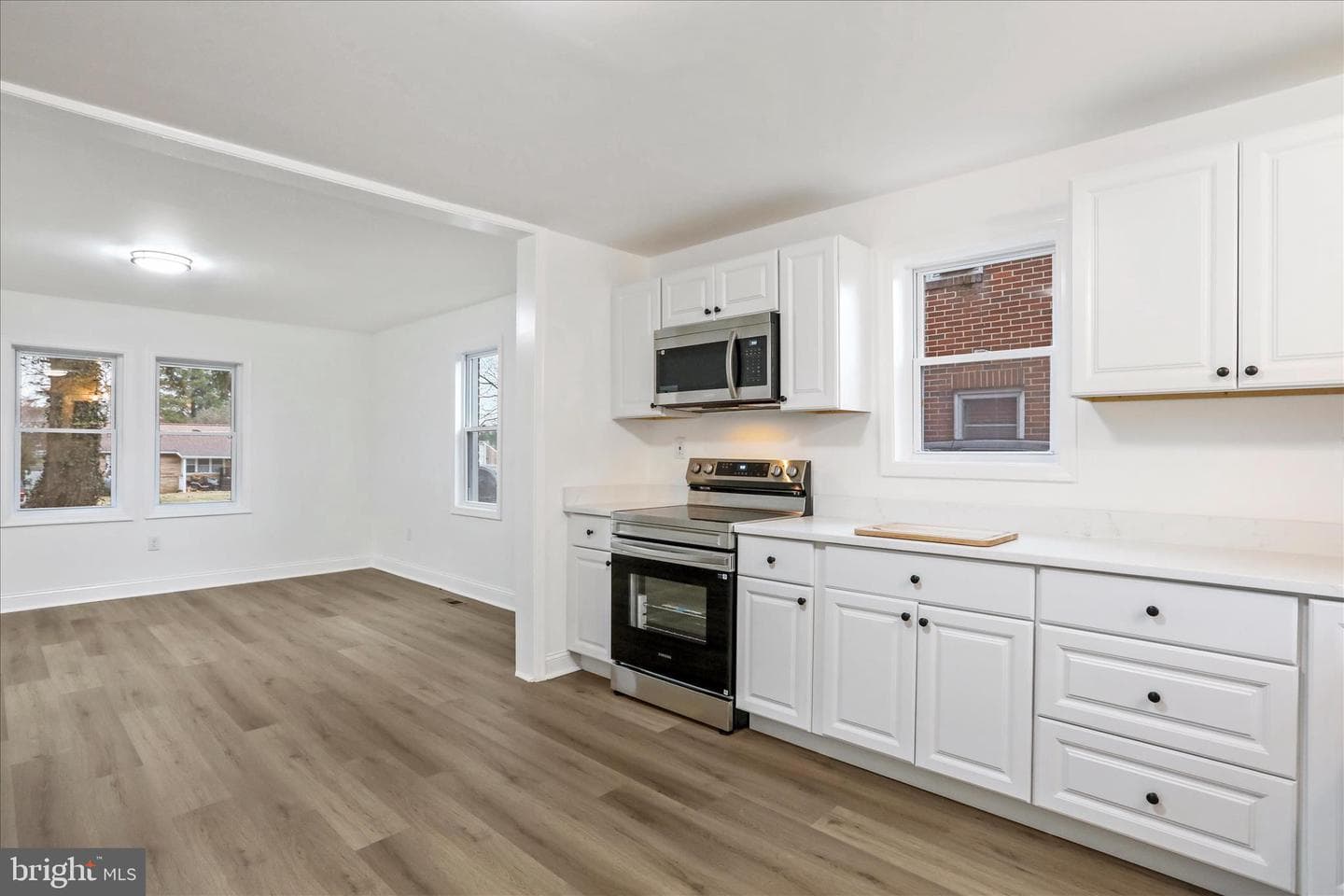 11424 Englewood Road photo 13