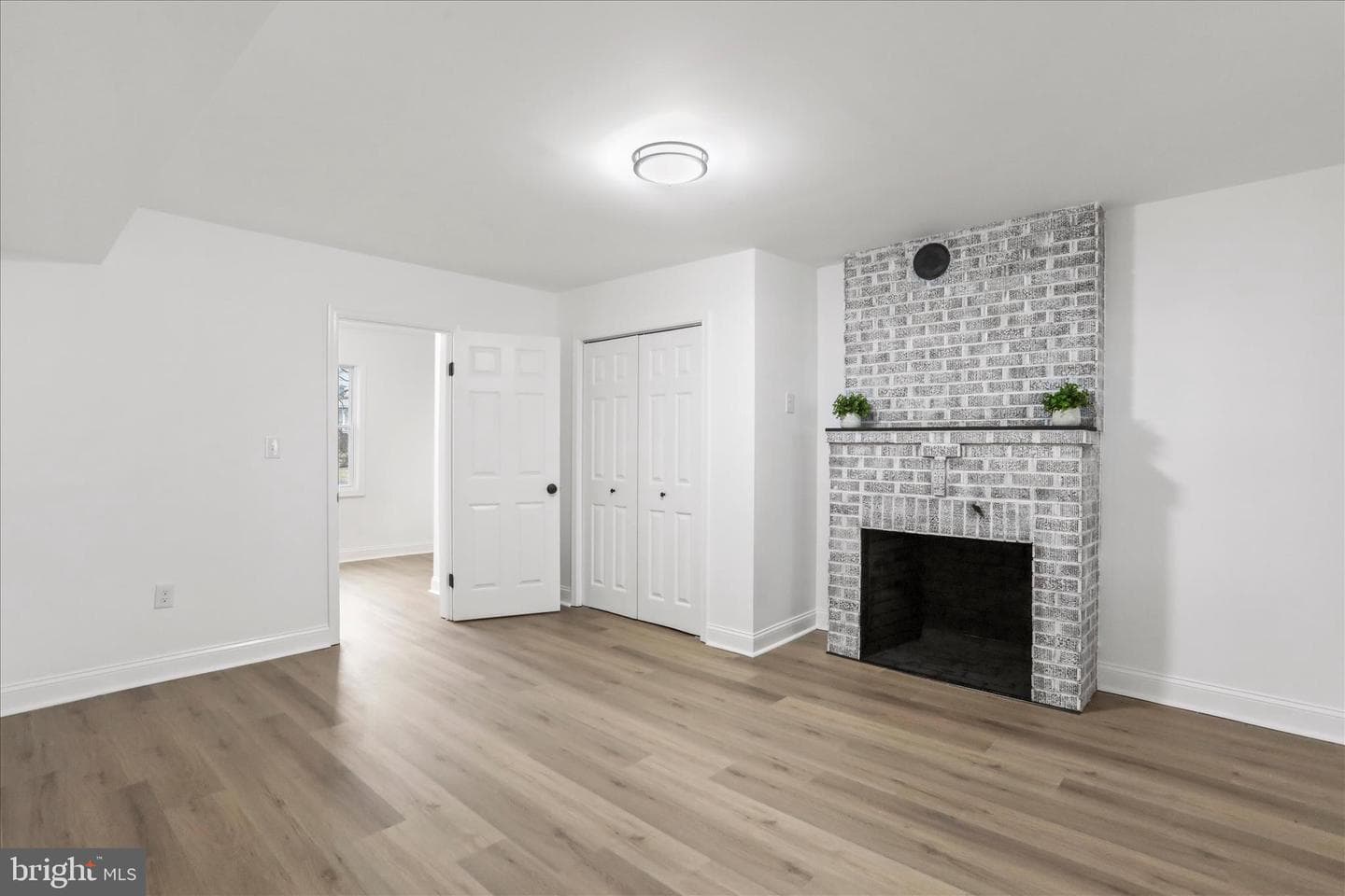 11424 Englewood Road photo 21