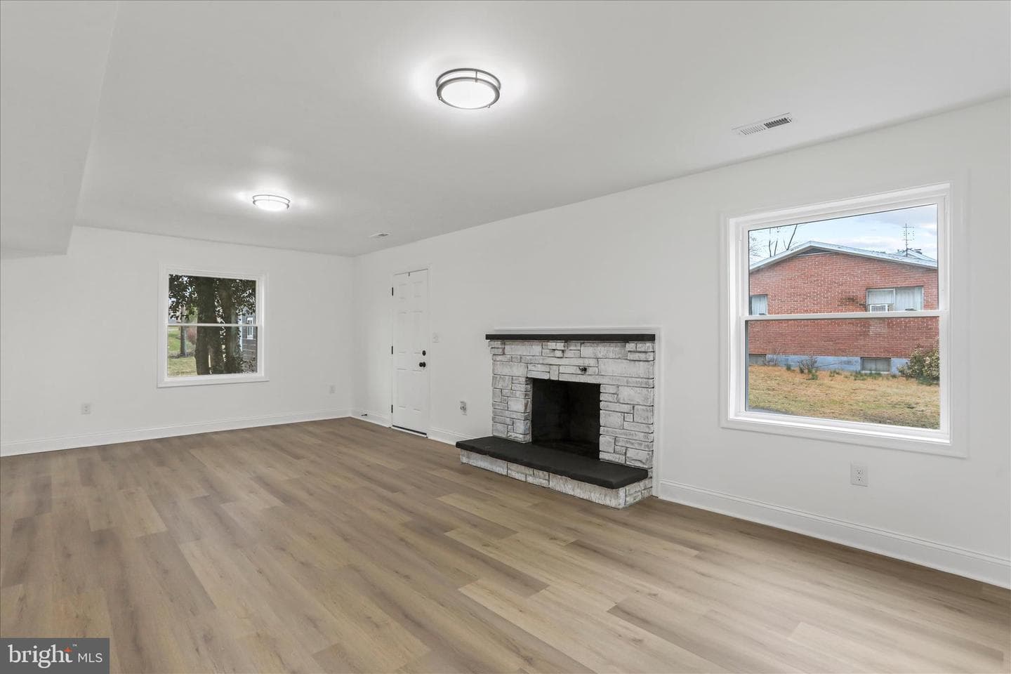 11424 Englewood Road photo 24