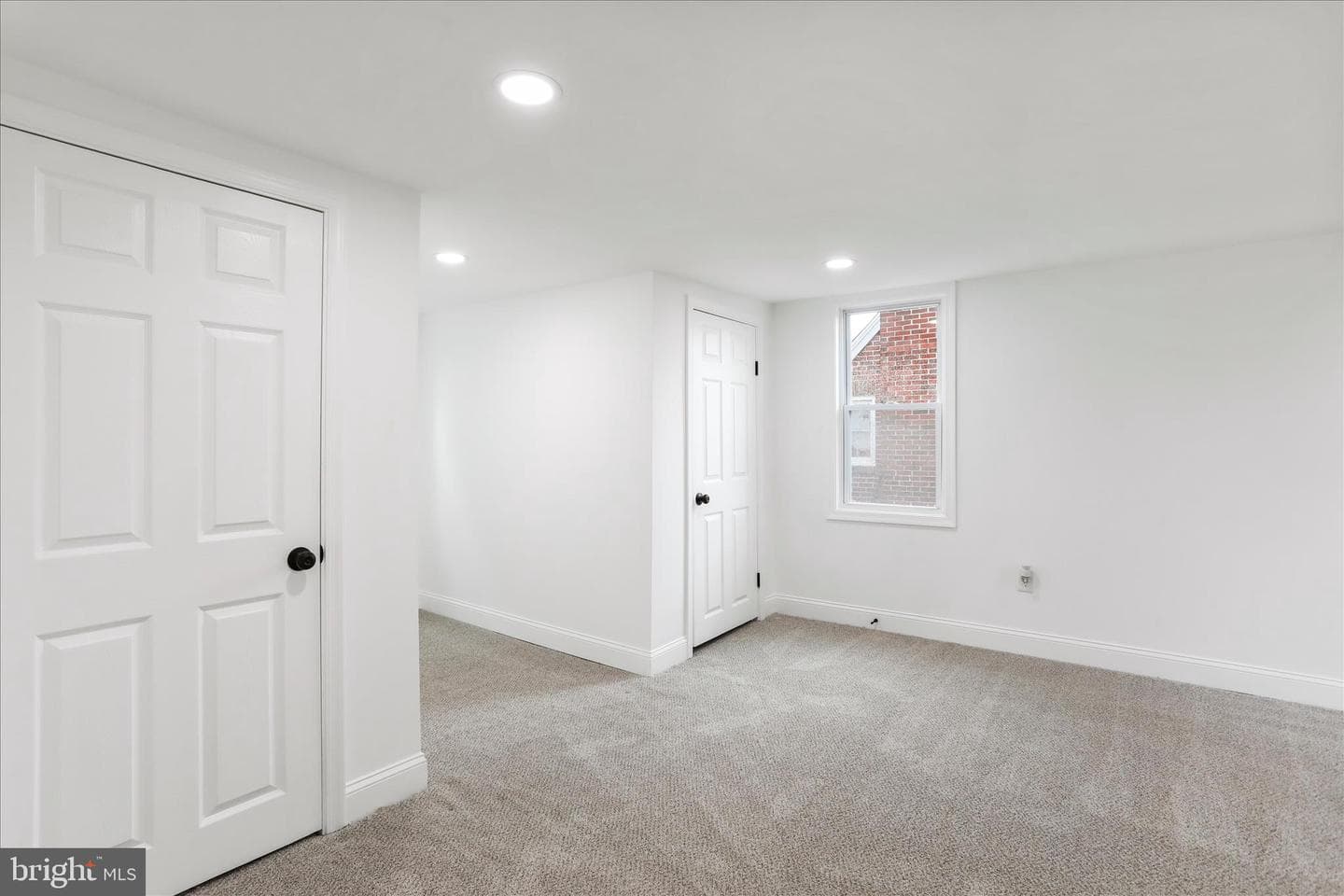 11424 Englewood Road photo 26