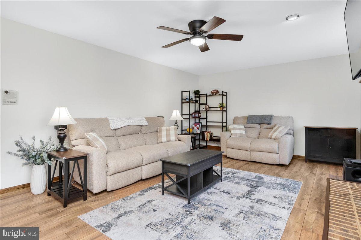 8704 Jans Court photo 11