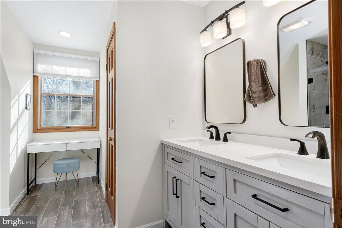 8704 Jans Court photo 22