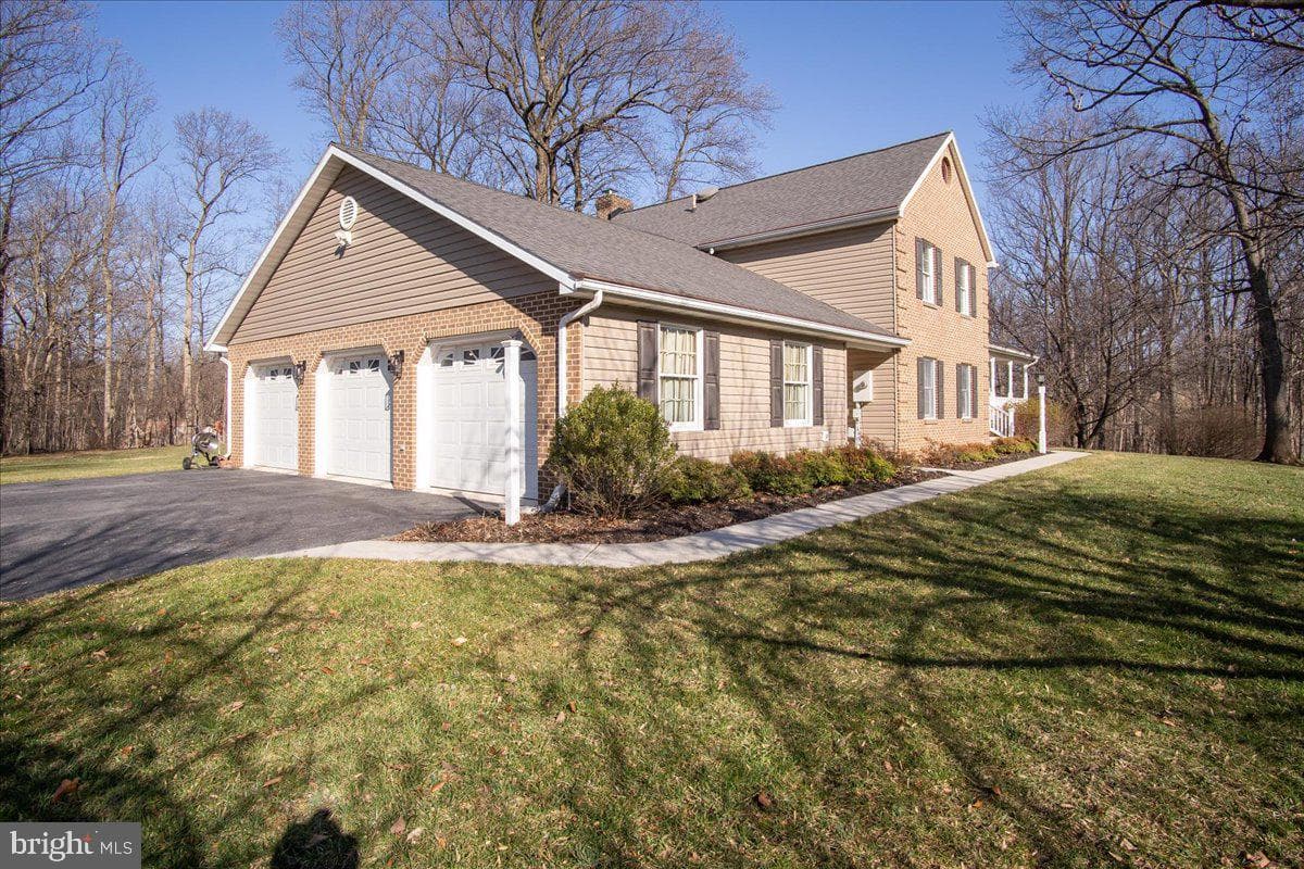 8704 Jans Court photo 33