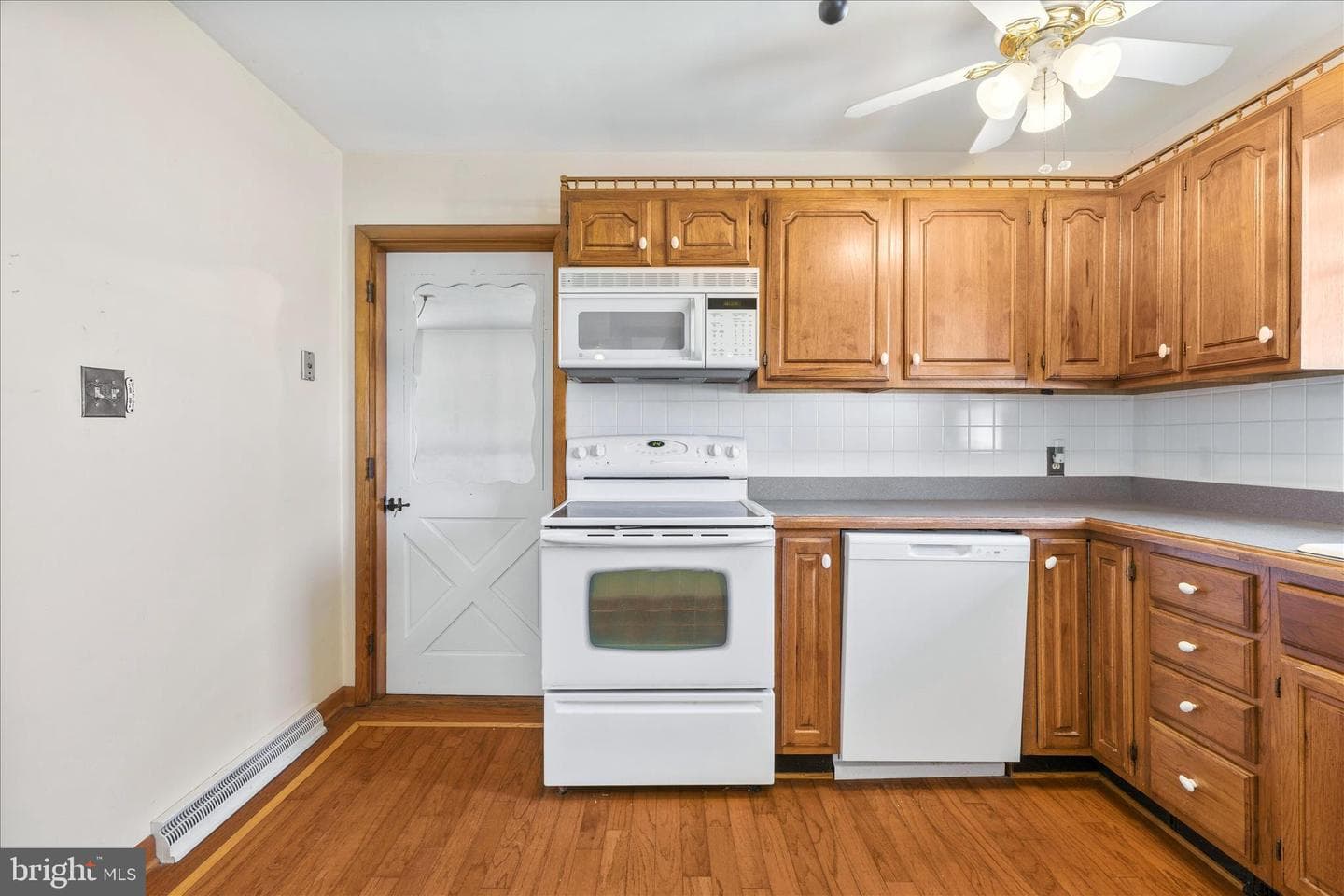 22054 Mohawk Drive photo 16