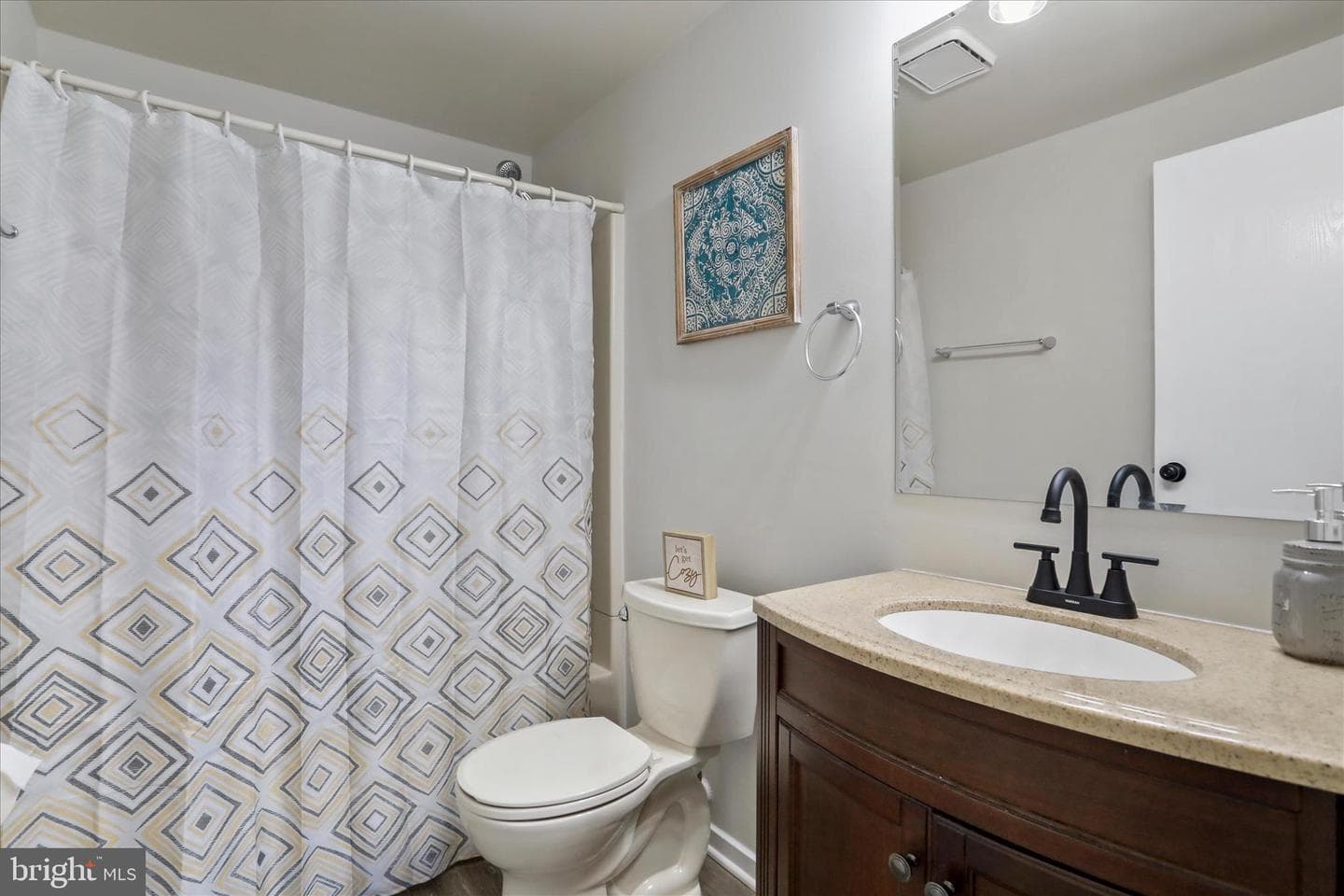 244 Lily Court photo 24