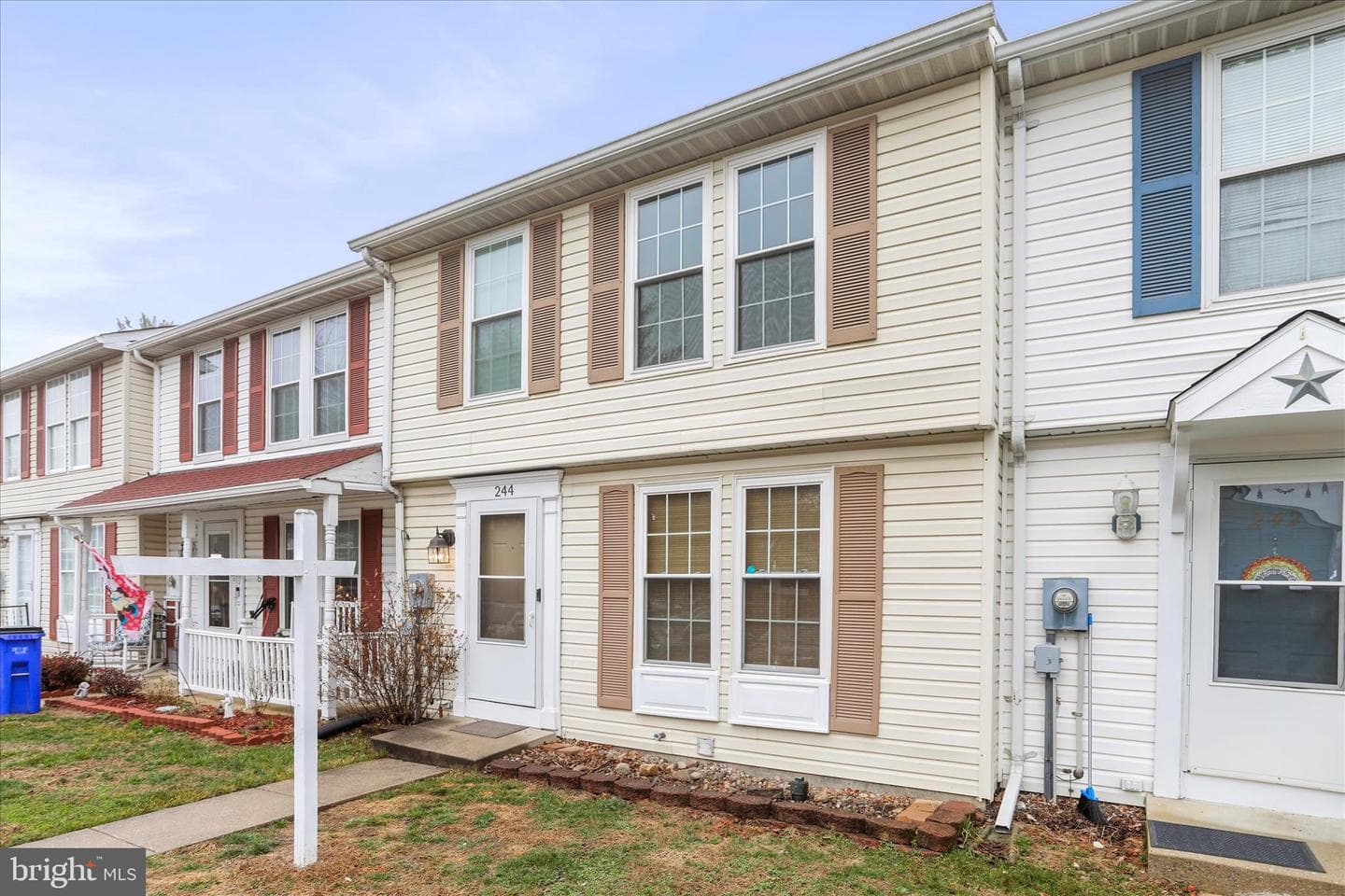 244 Lily Court photo 3
