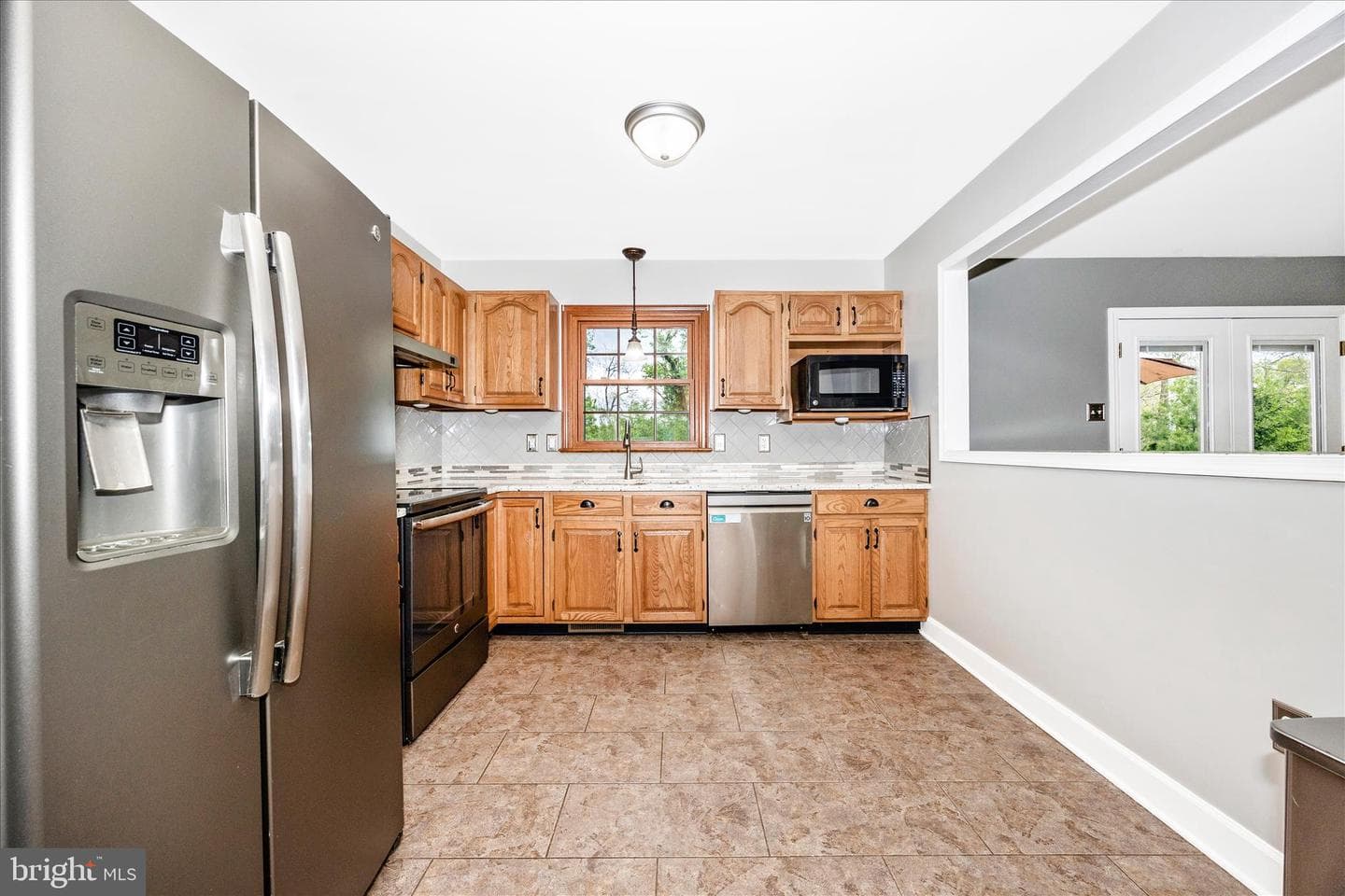 47 Stanford Road photo 13