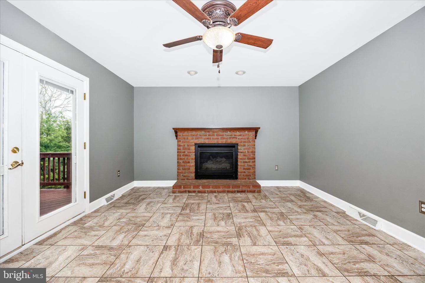 47 Stanford Road photo 19