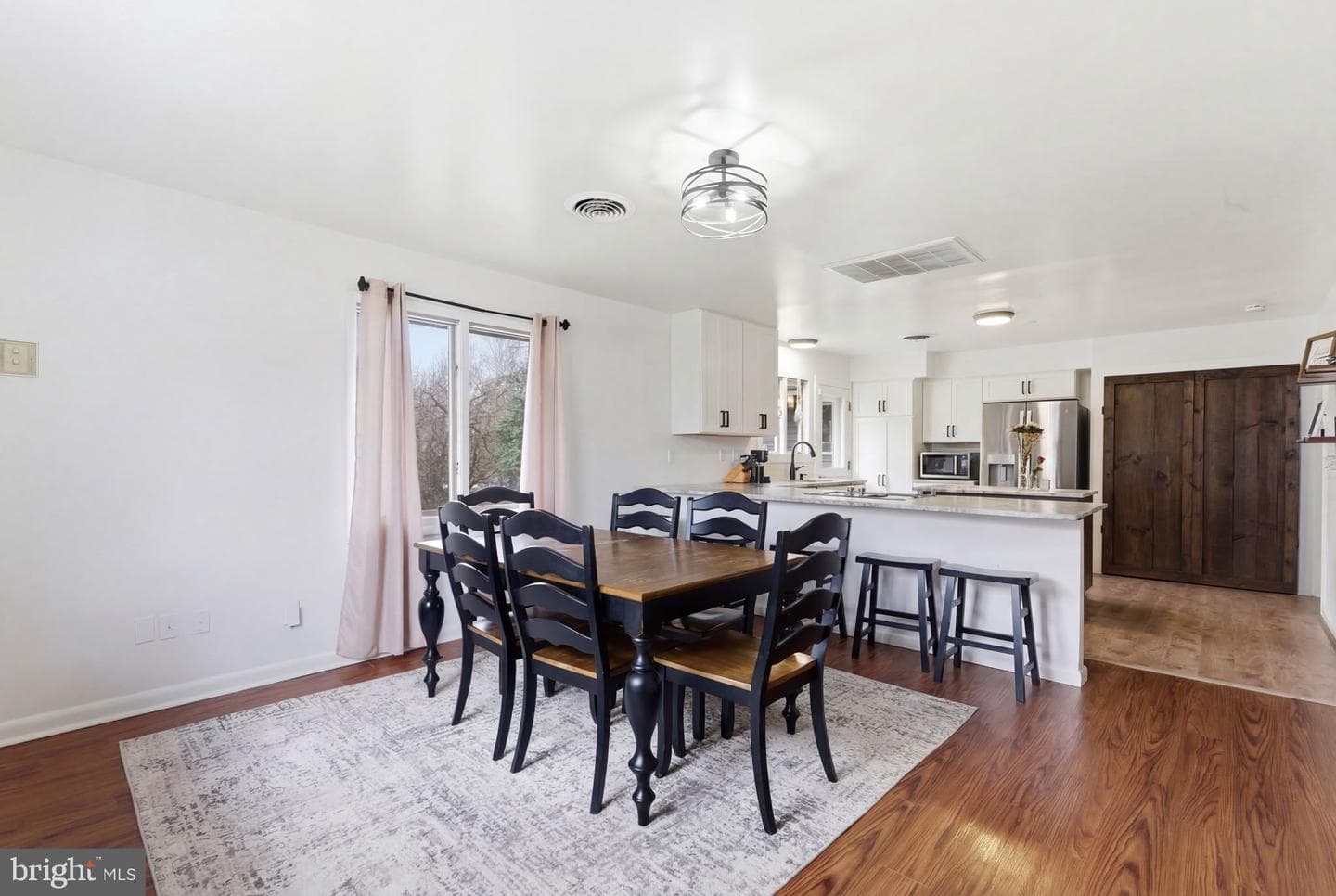 20767 Beaver Creek Road photo 10