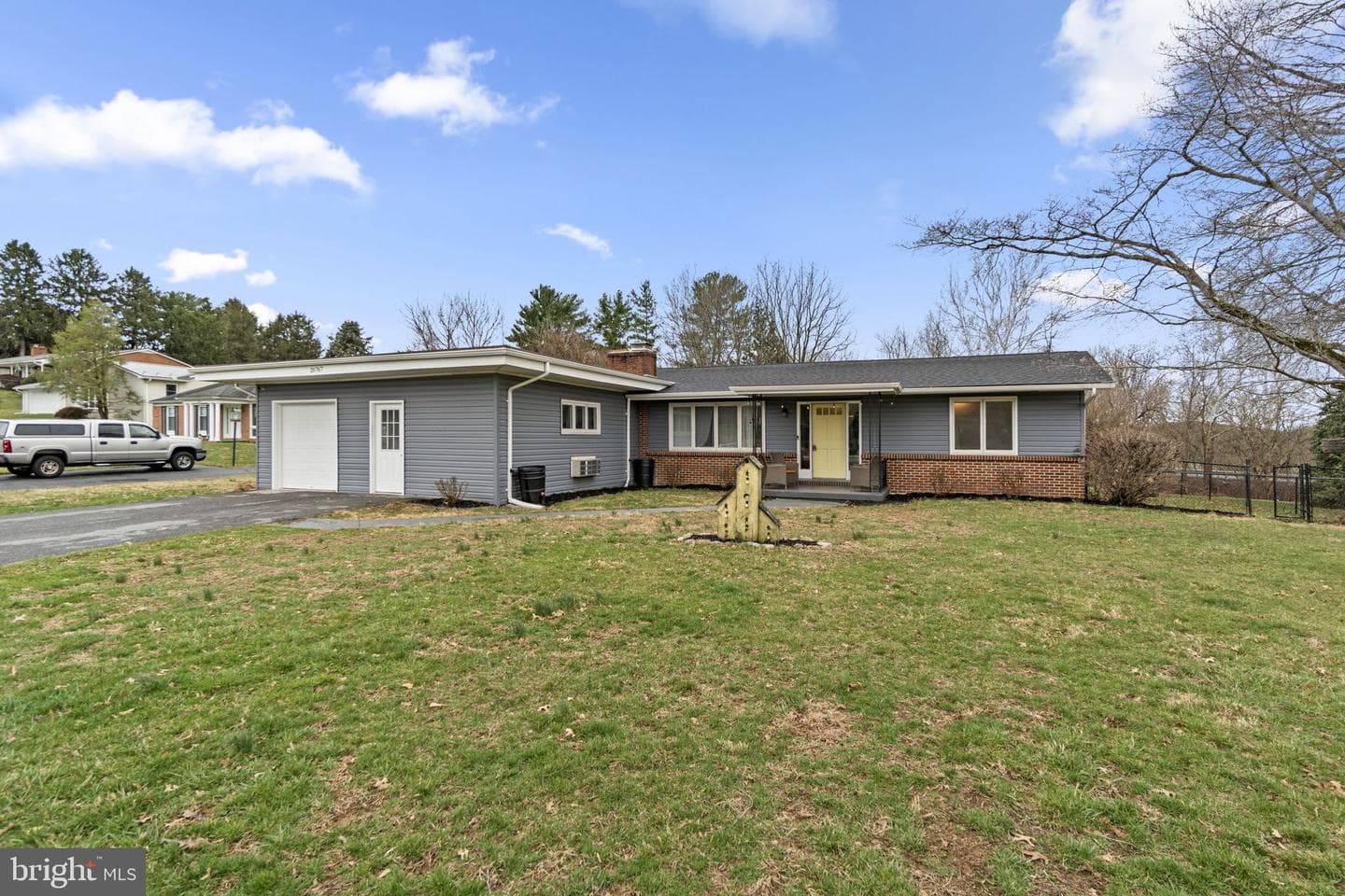 20767 Beaver Creek Road photo 3