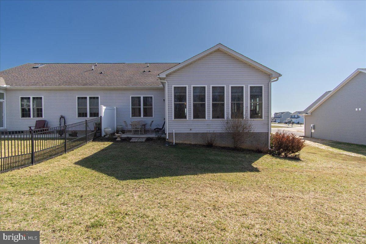 13880 Patriot Way photo 25