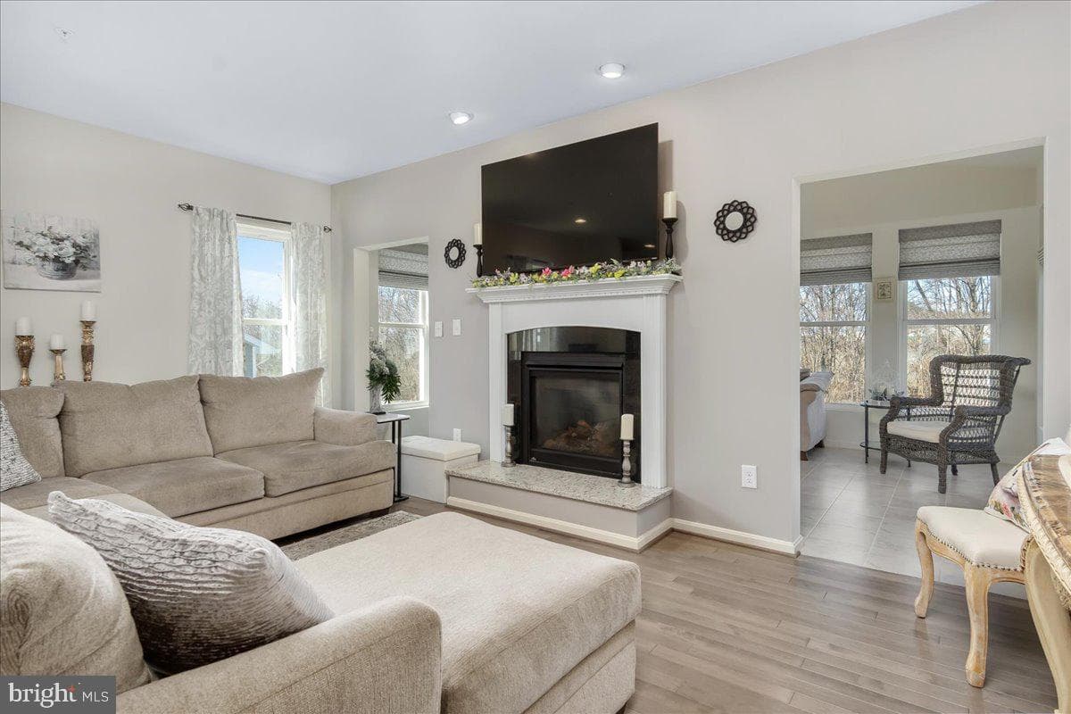 13880 Patriot Way photo 7