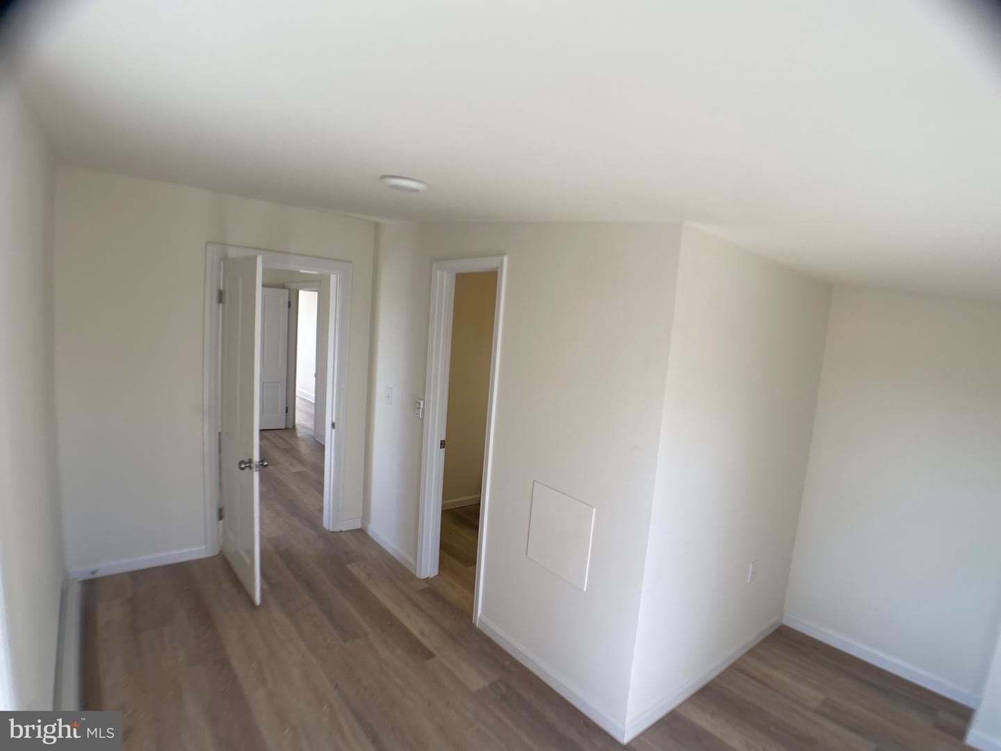 314 E Franklin Street photo 20