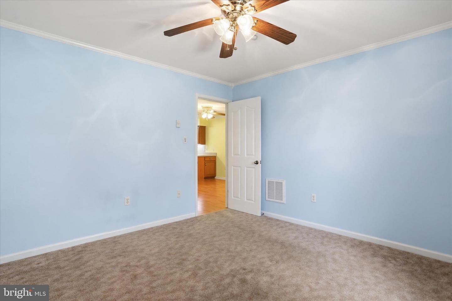 1240 Grand Legacy Drive photo 17