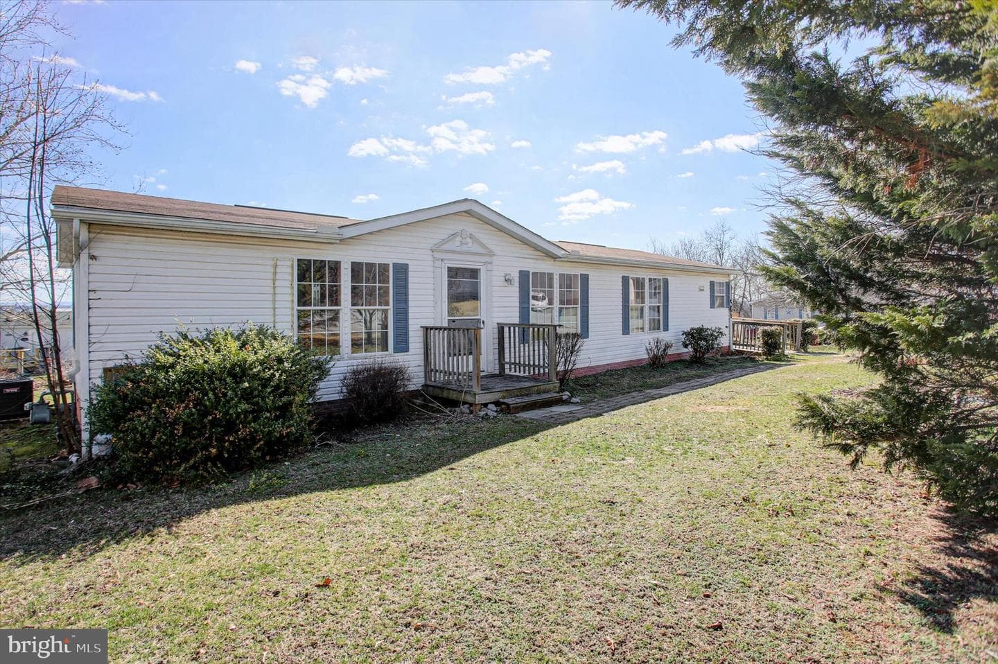 11906 Heather Drive photo 2