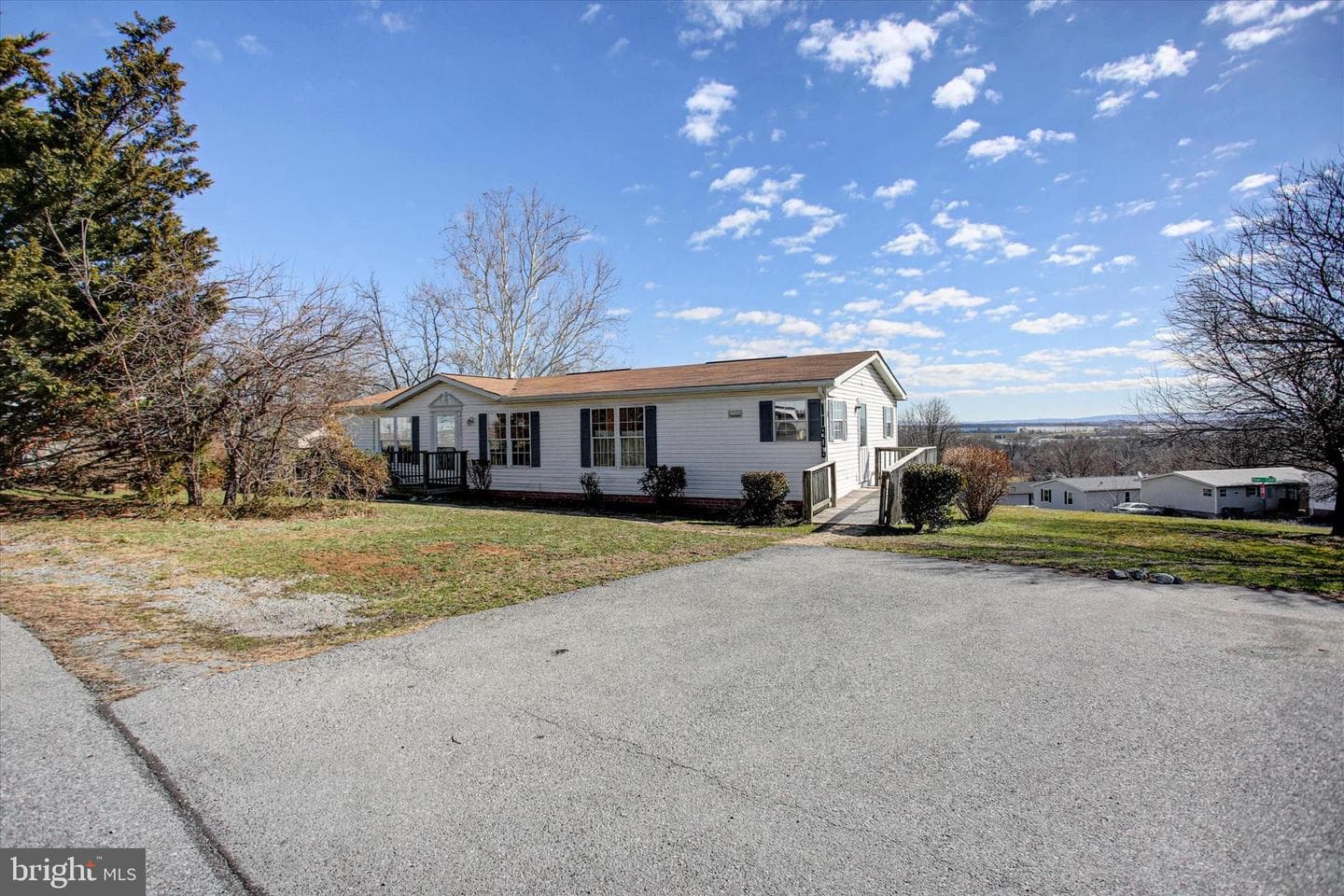 11906 Heather Drive photo 3