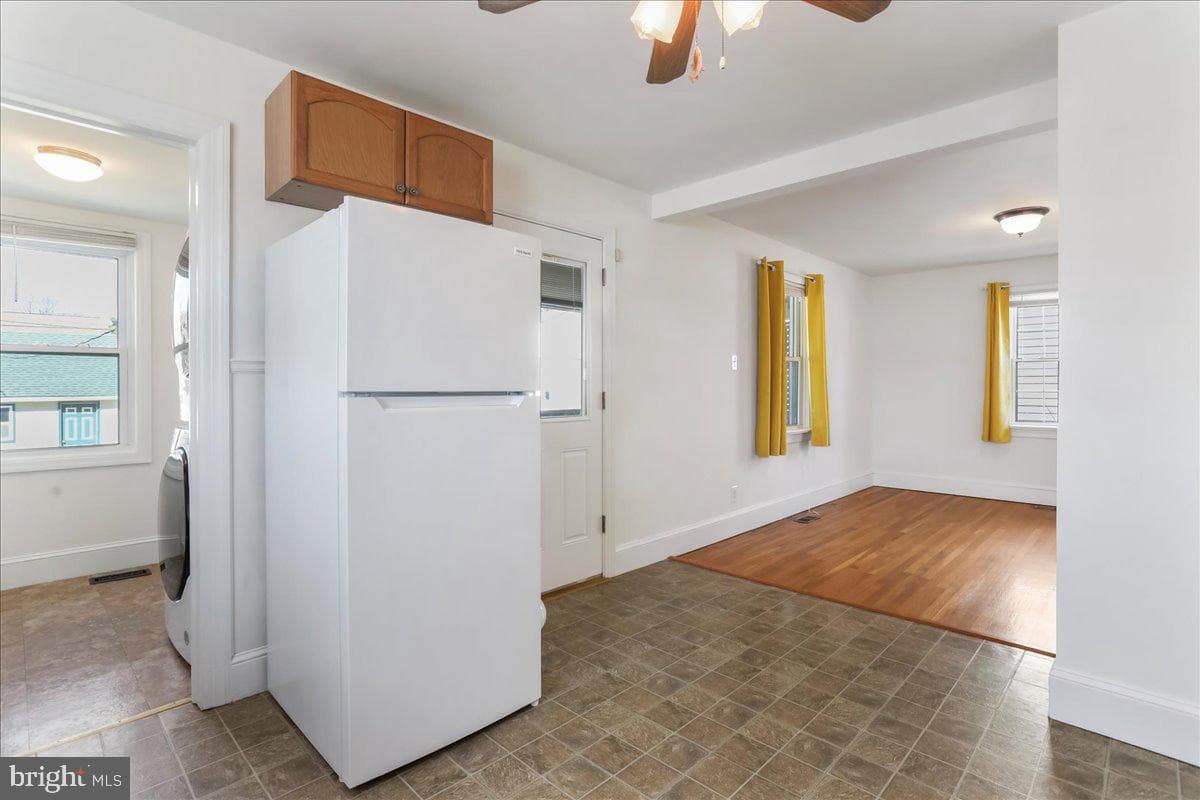 1114 W Washington Street photo 10