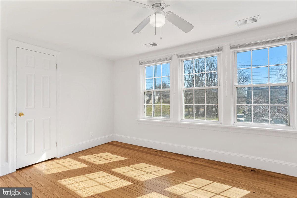 1114 W Washington Street photo 18
