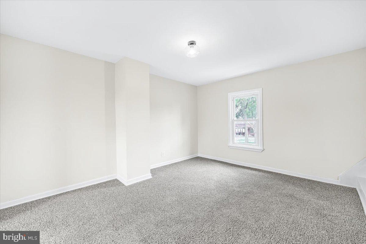 1275 Jefferson Boulevard photo 26