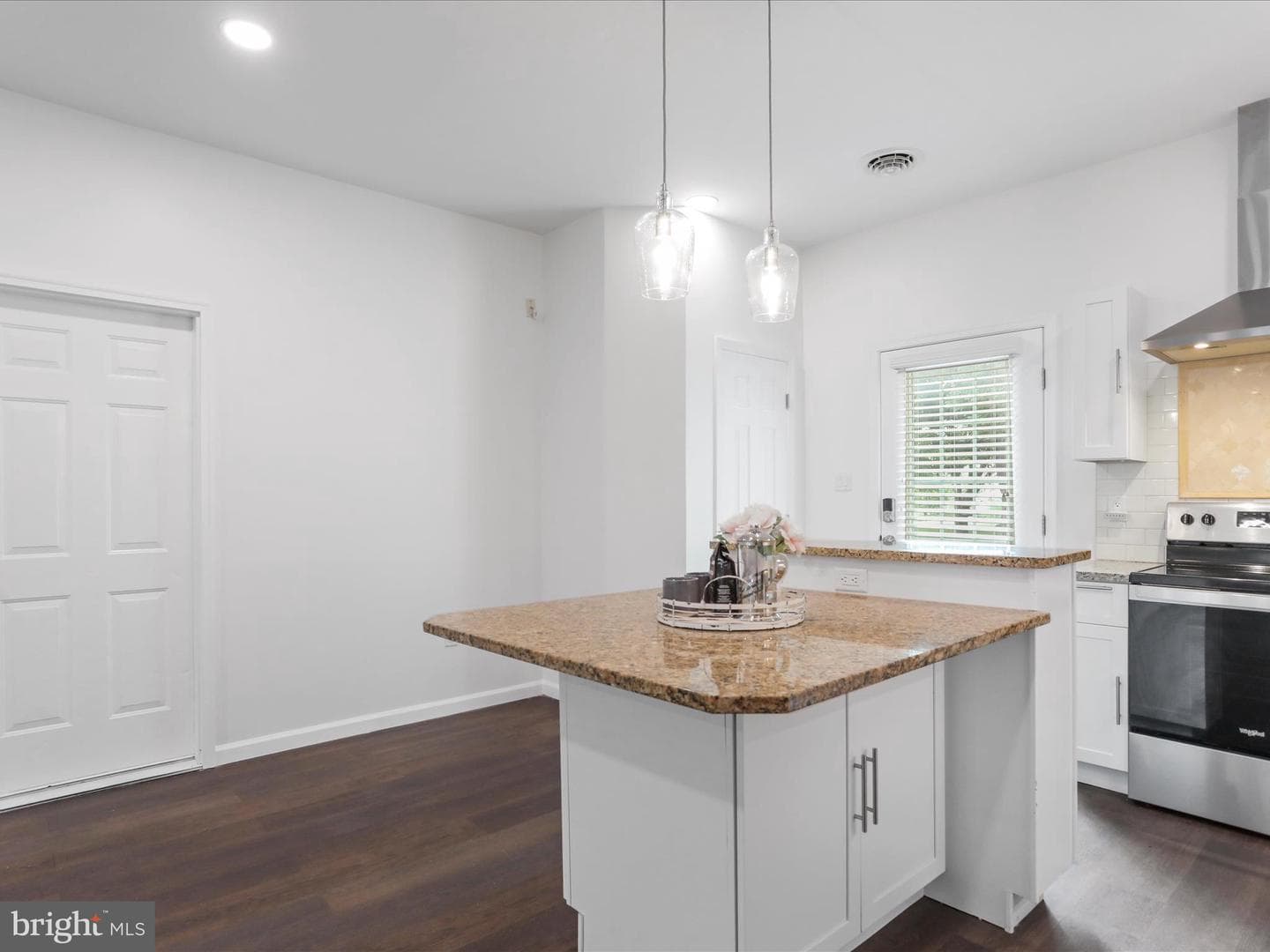 9812 Pembroke Drive photo 84