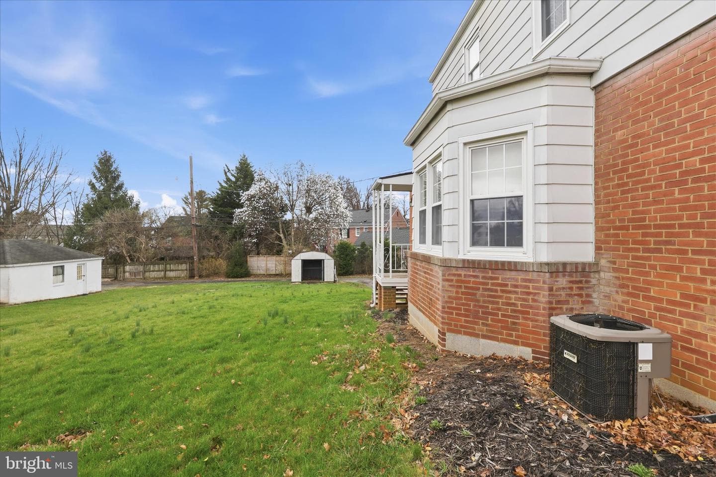 318 Mealey Parkway photo 30