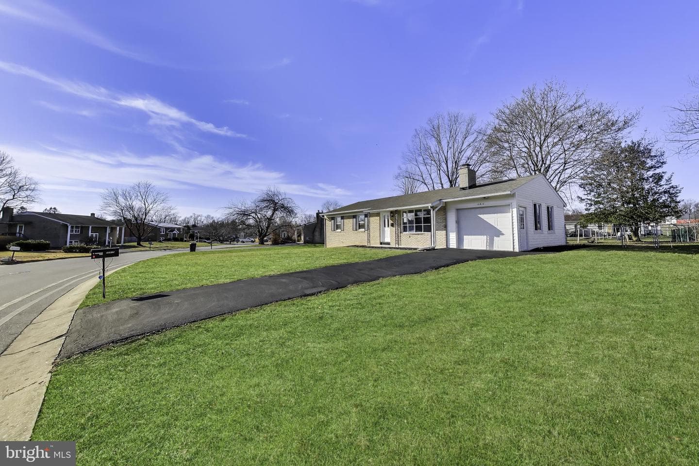 10810 Rosewood Drive photo 4