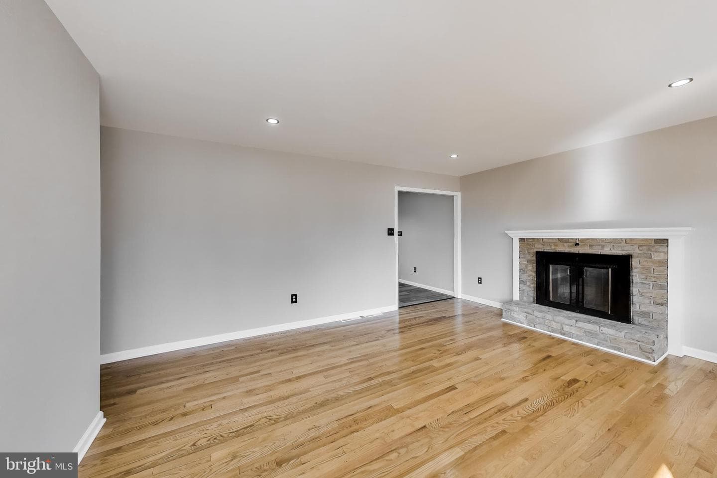 10810 Rosewood Drive photo 6