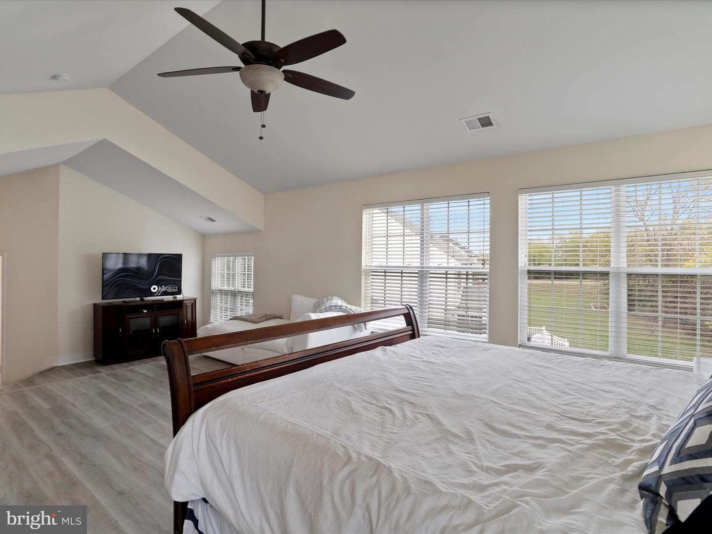 17402 Cobb Court photo 25