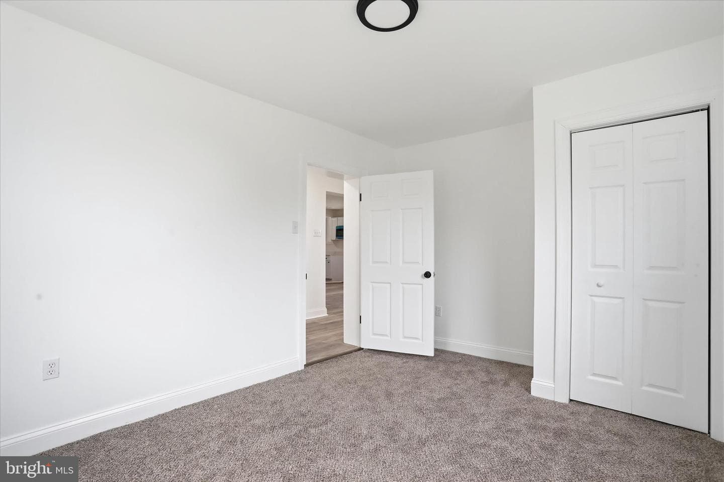 21641 Ridenour Road photo 11