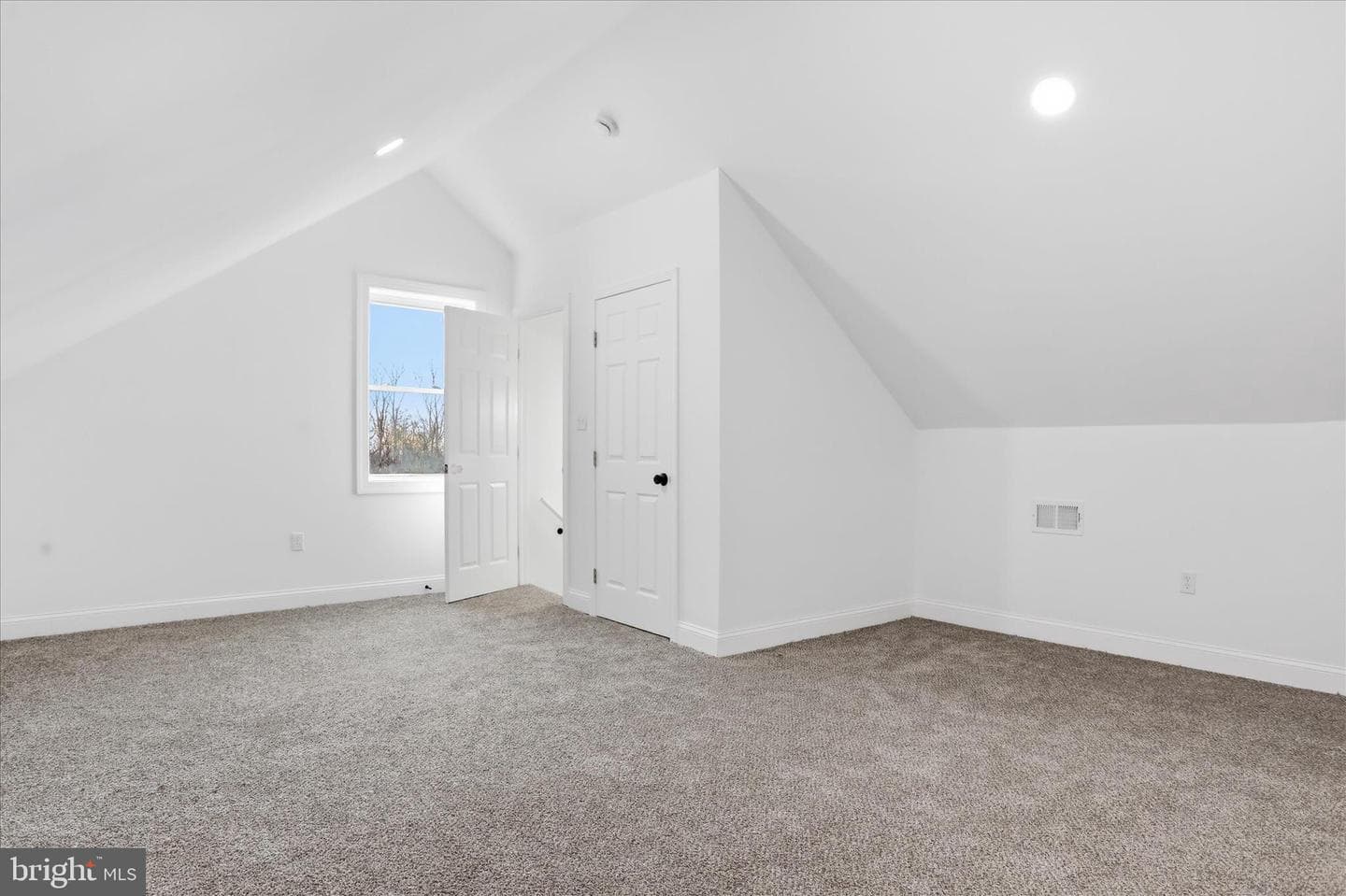 21641 Ridenour Road photo 19