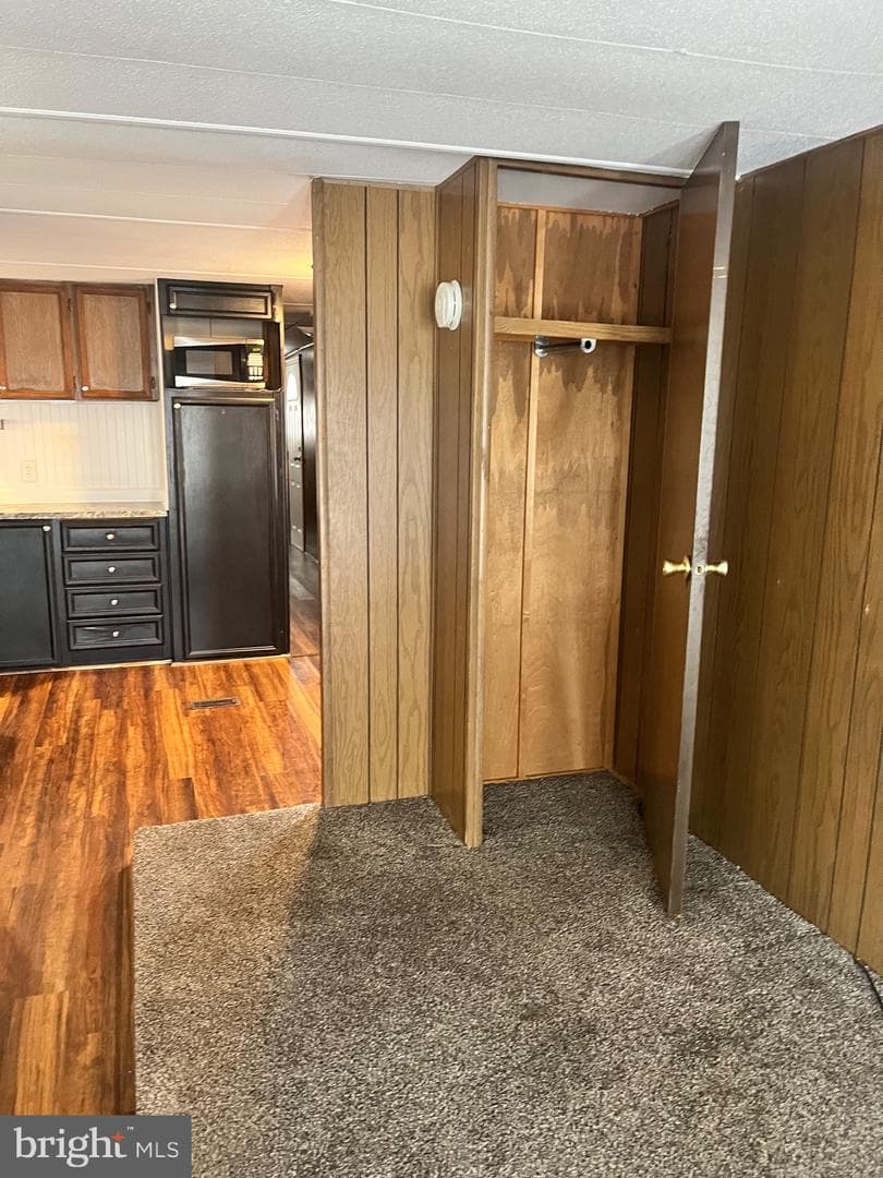 17813 Sherman Avenue photo 16