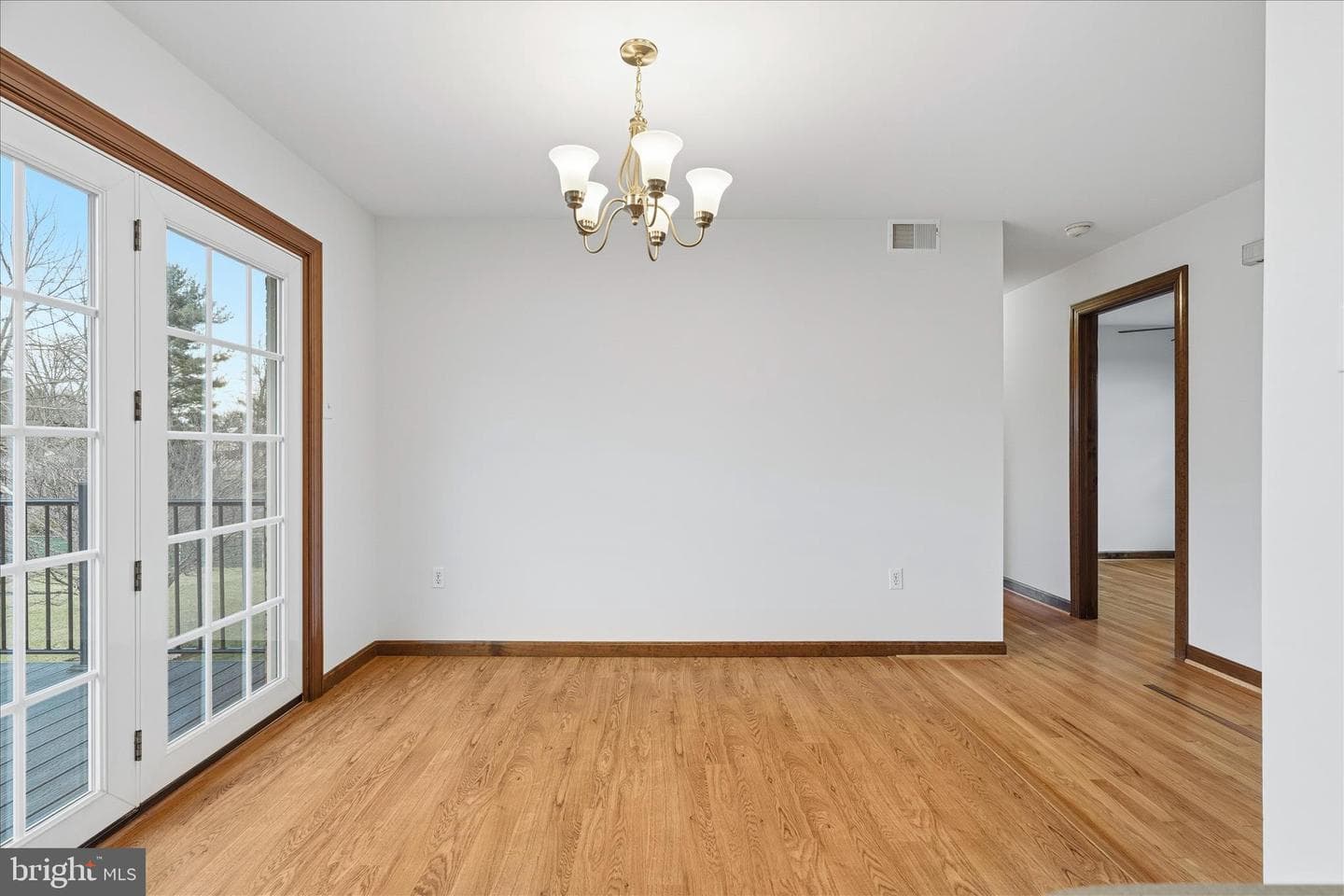 18360 Woodside Drive photo 11