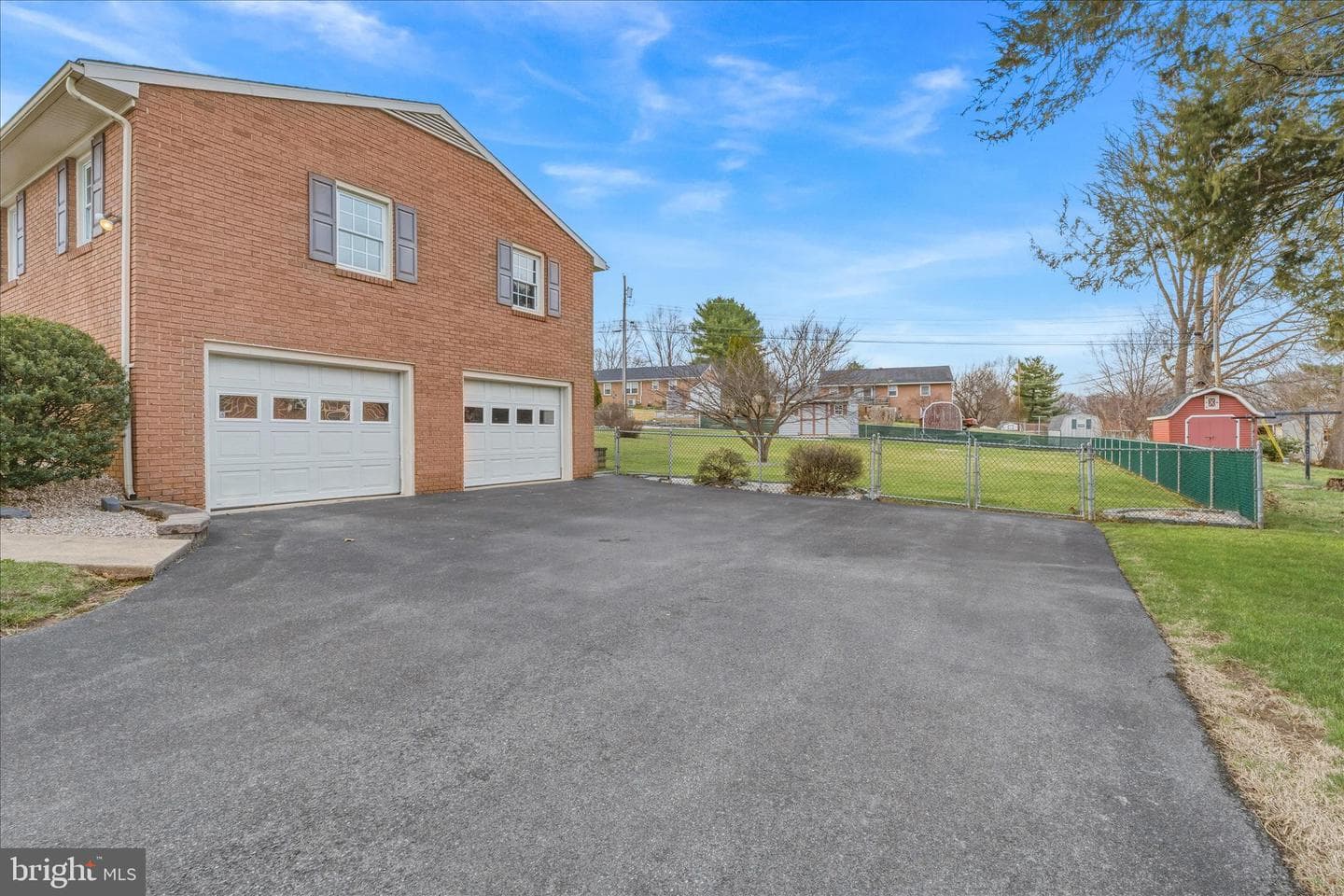 18360 Woodside Drive photo 4