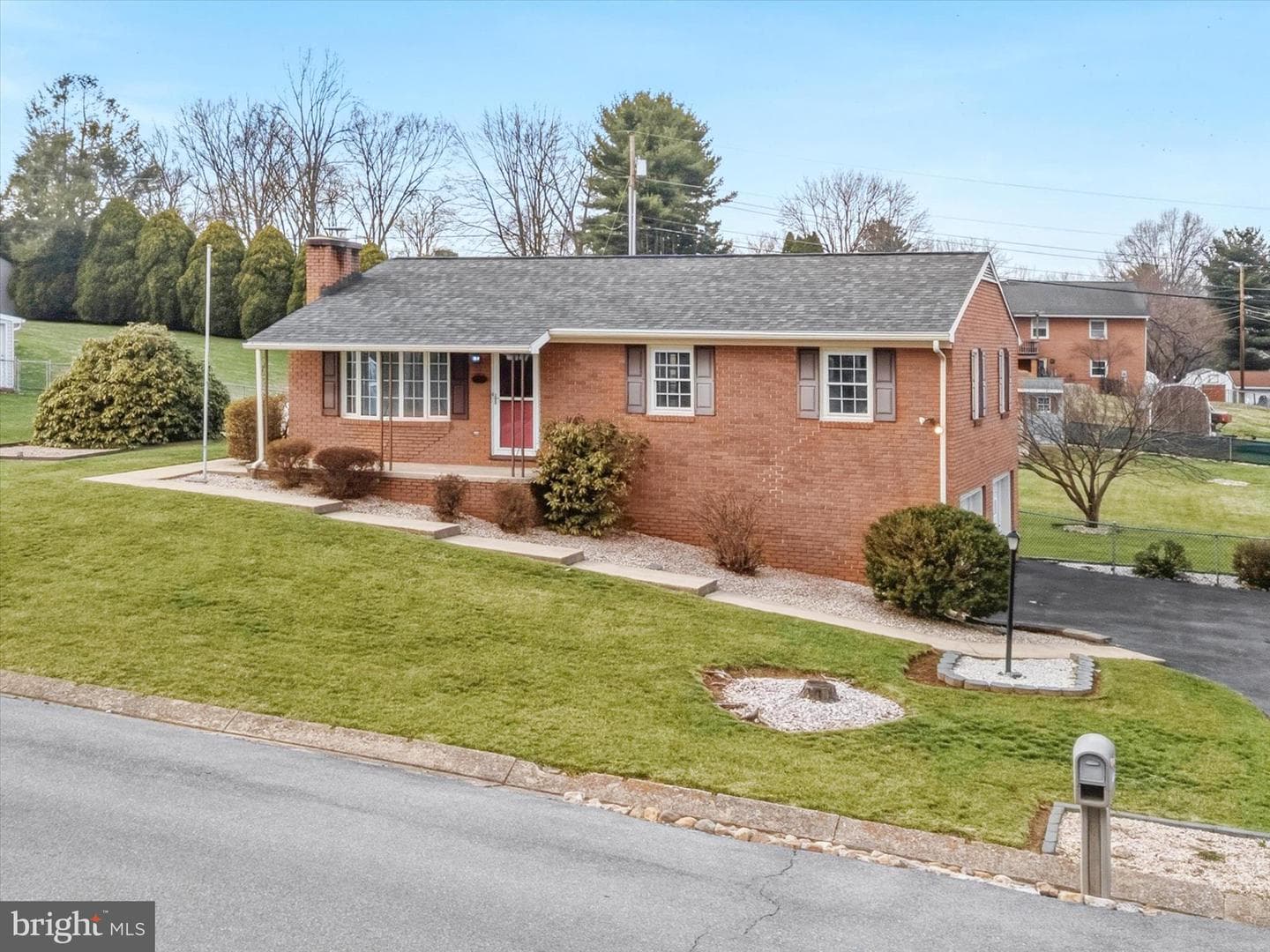 18360 Woodside Drive photo 45