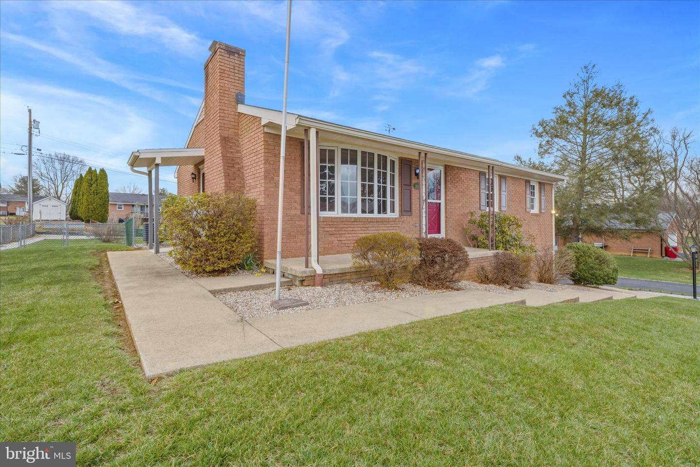 18360 Woodside Drive photo 6