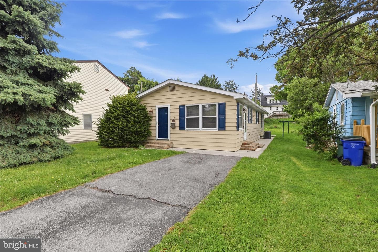 860 Pine Street photo 5
