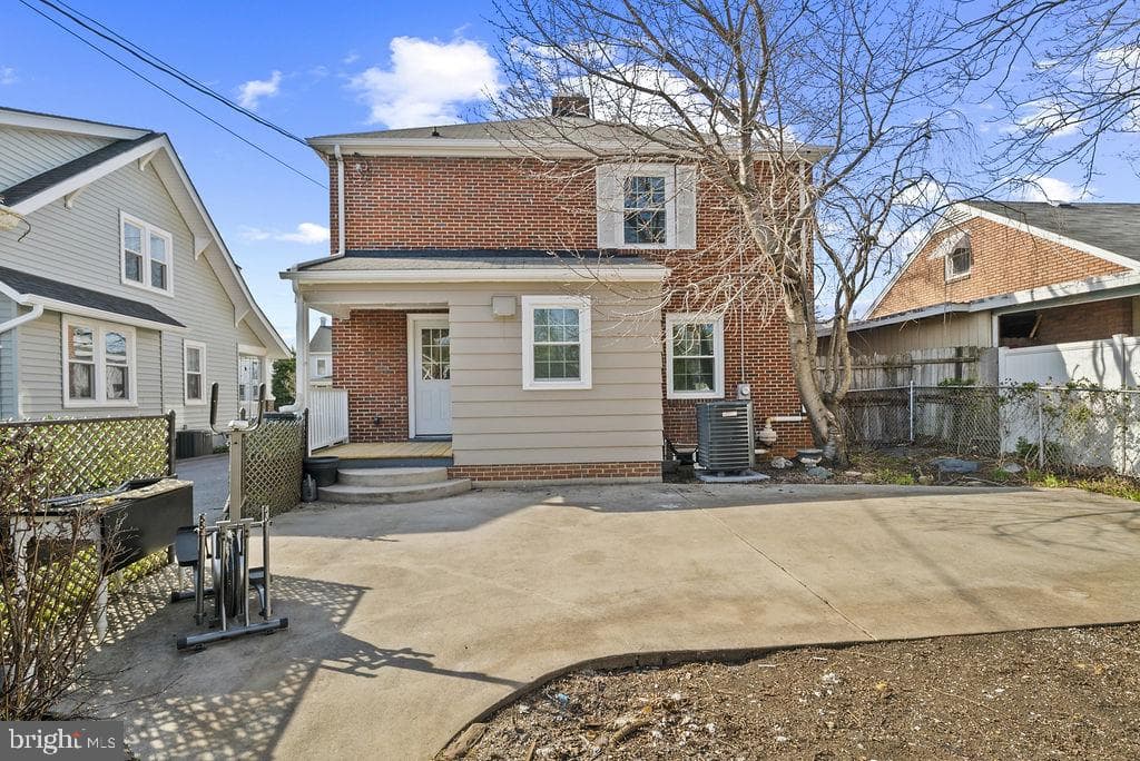 832 Maryland Avenue photo 35