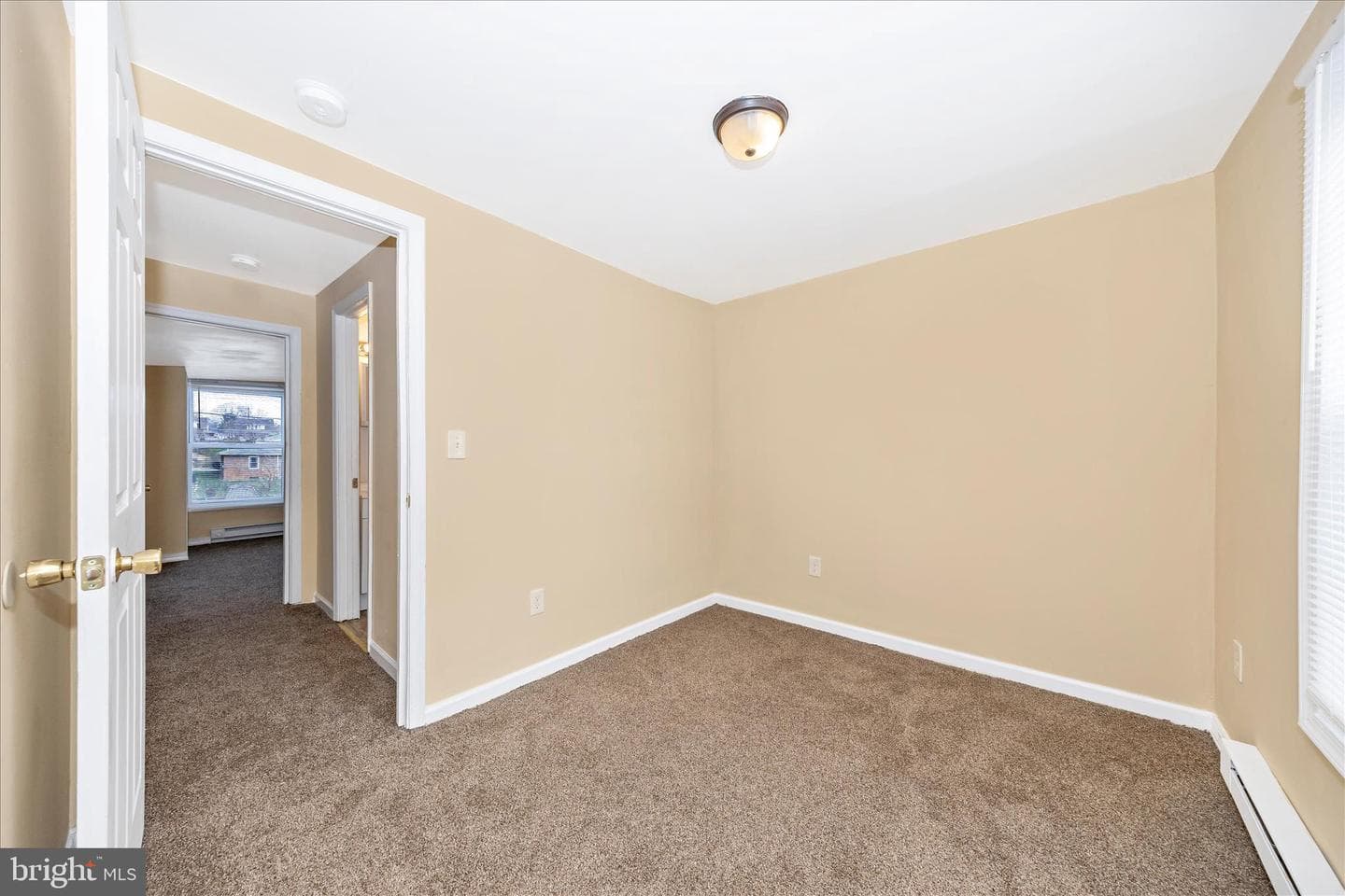 225 Alexander Street photo 30