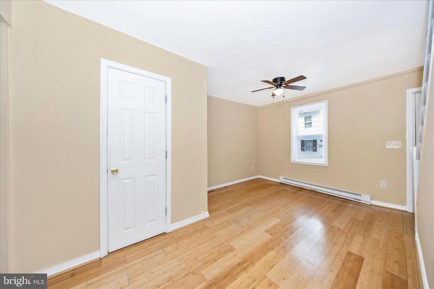 225 Alexander Street photo 5