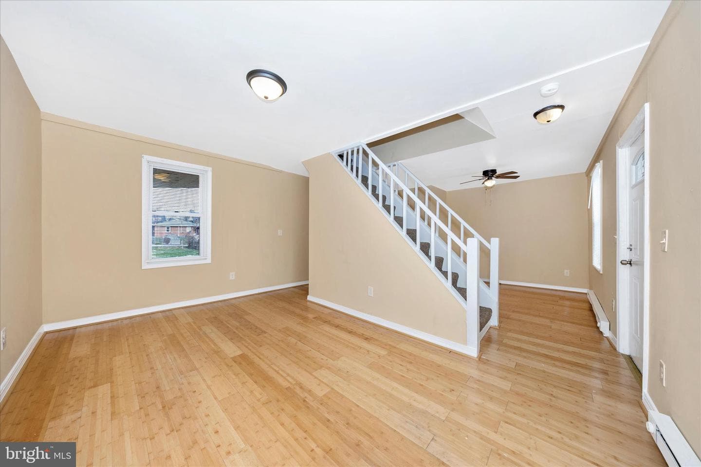 225 Alexander Street photo 9