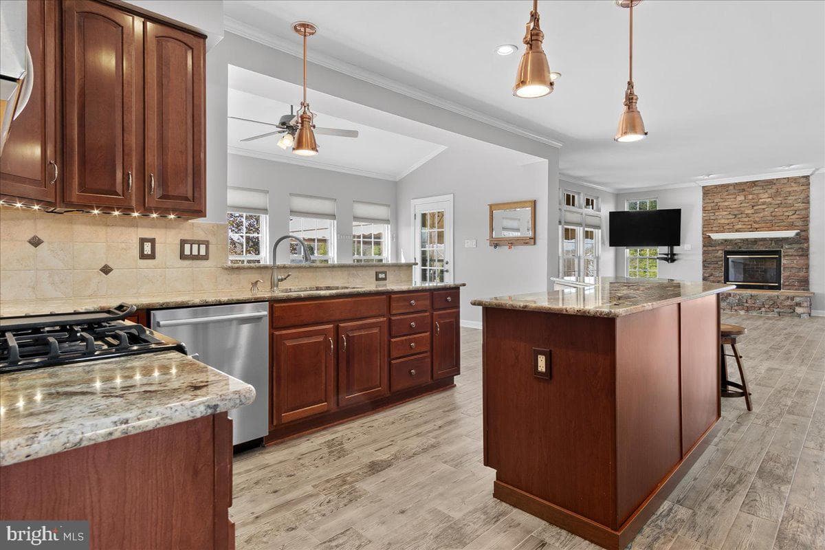 17015 Bivens Lane photo 9