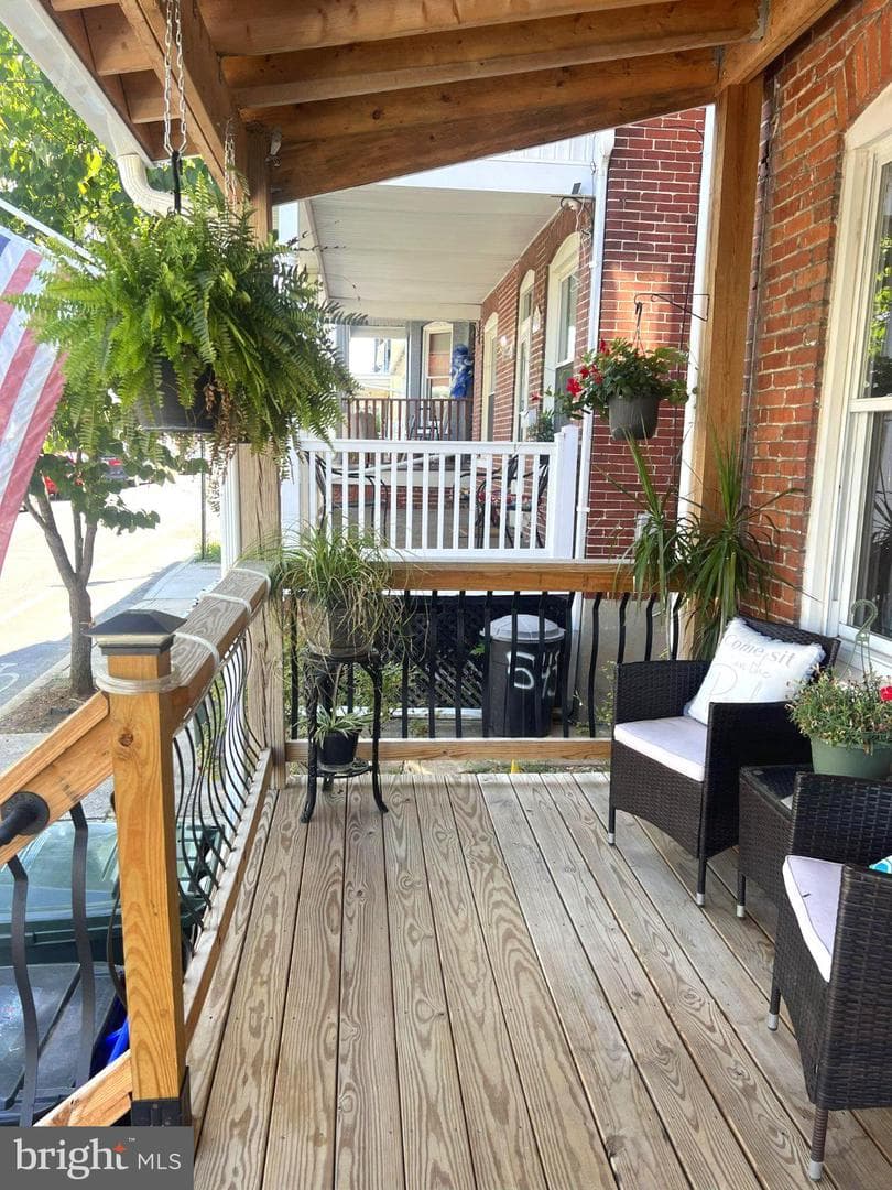 545 N Mulberry Street photo 28
