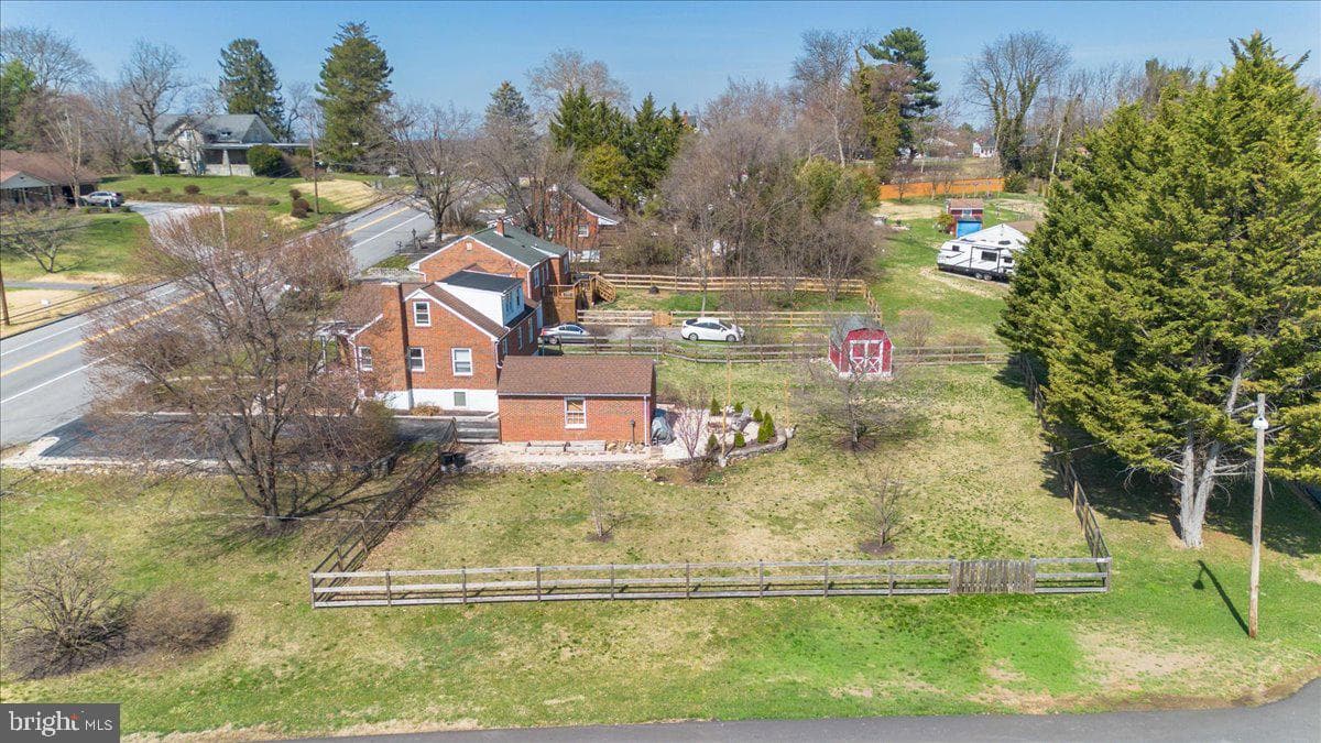 501 N Main Street photo 29