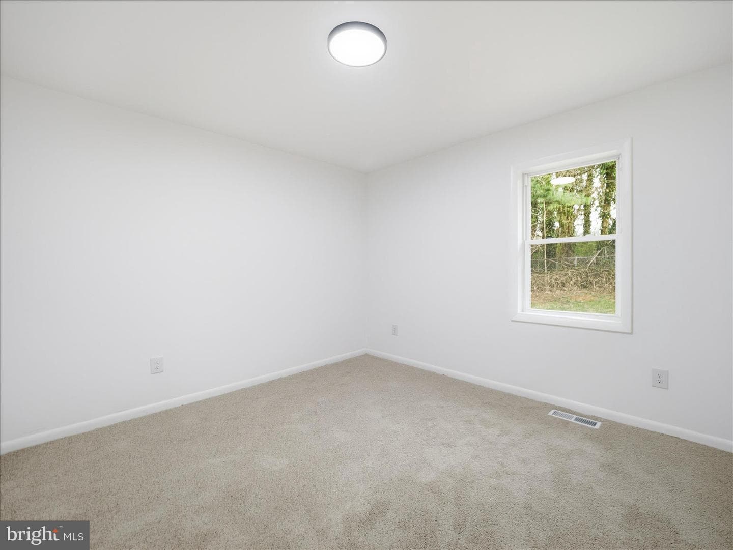 17821 Greentree Lane photo 17