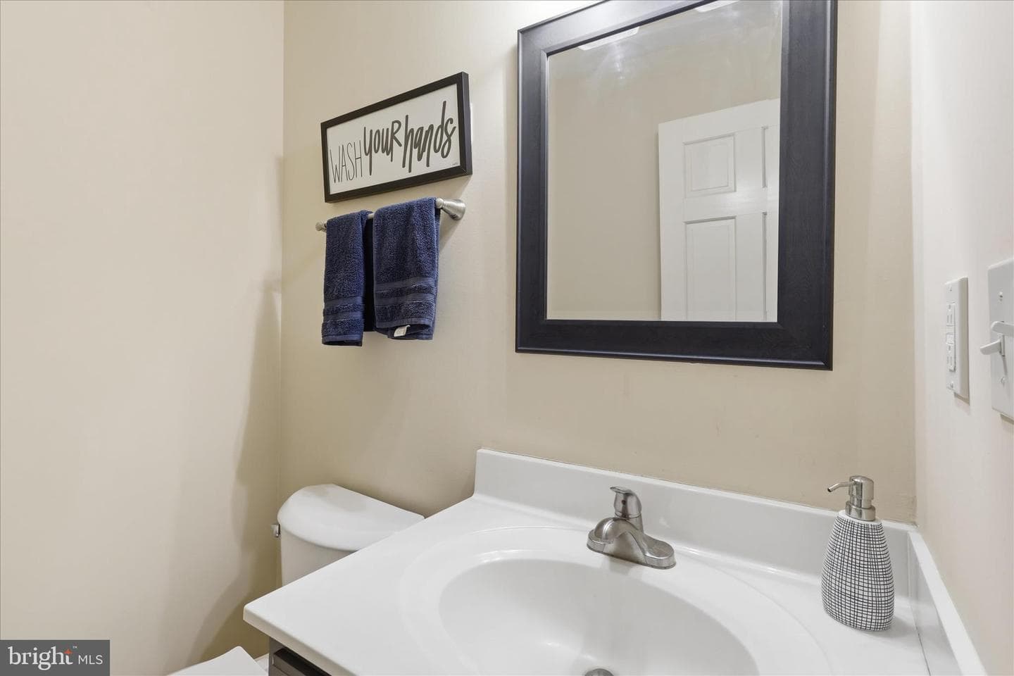 18819 Fountain Terrace photo 19