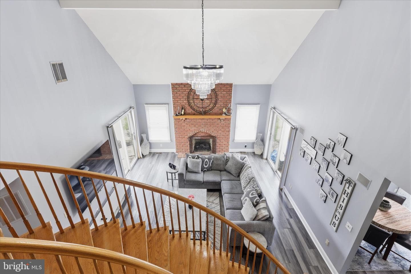 18819 Fountain Terrace photo 25
