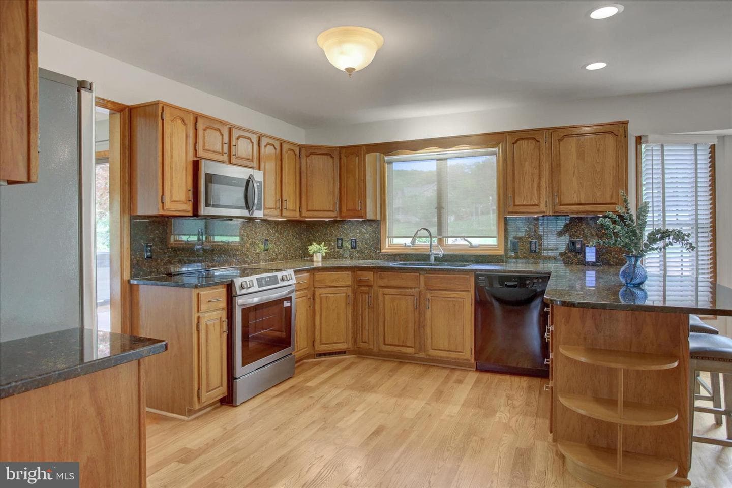 8001 Mapleville Road photo 29