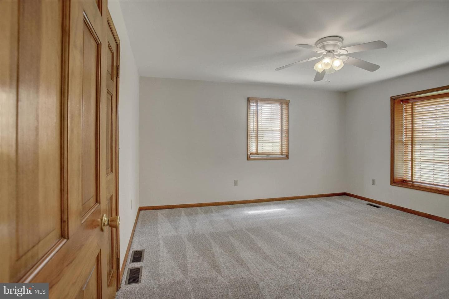 8001 Mapleville Road photo 44