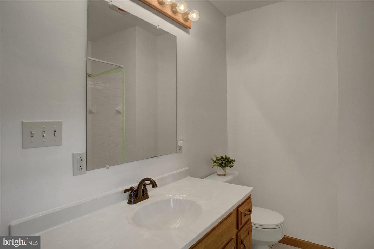 8001 Mapleville Road photo 54